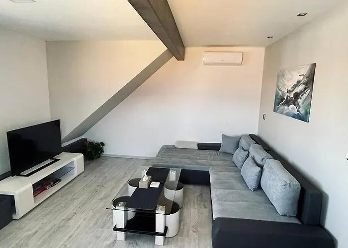 Apartman U Trati